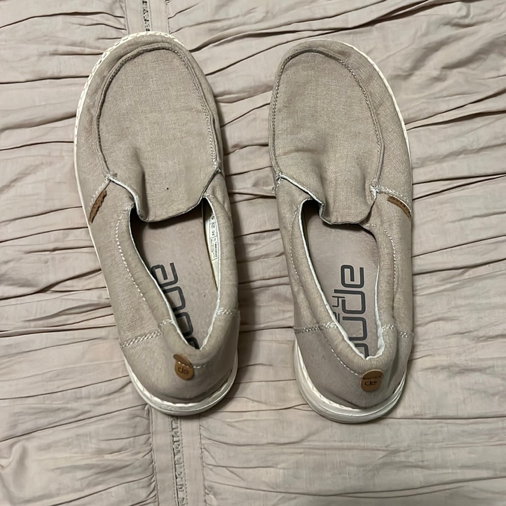 hey dudes size 7